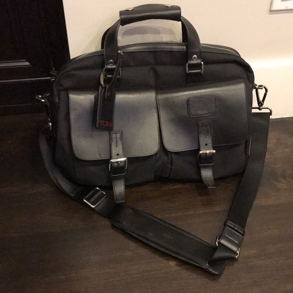 tumi saddle bag